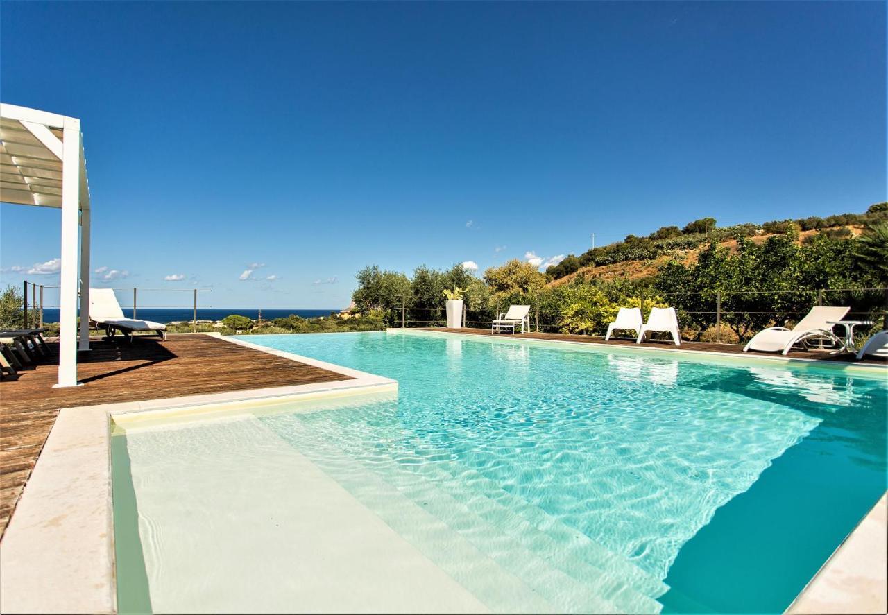 Villa Maria Una Finestra Sul Mare Valderice Luaran gambar